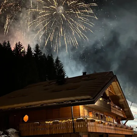 Clos Du Linga Pieds Des Pistes Du Linga * Châtel